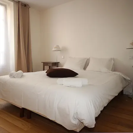 Apartment Beaumarchais